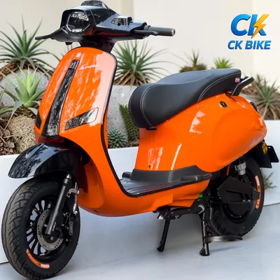 Yaka Lavia SX góc 2